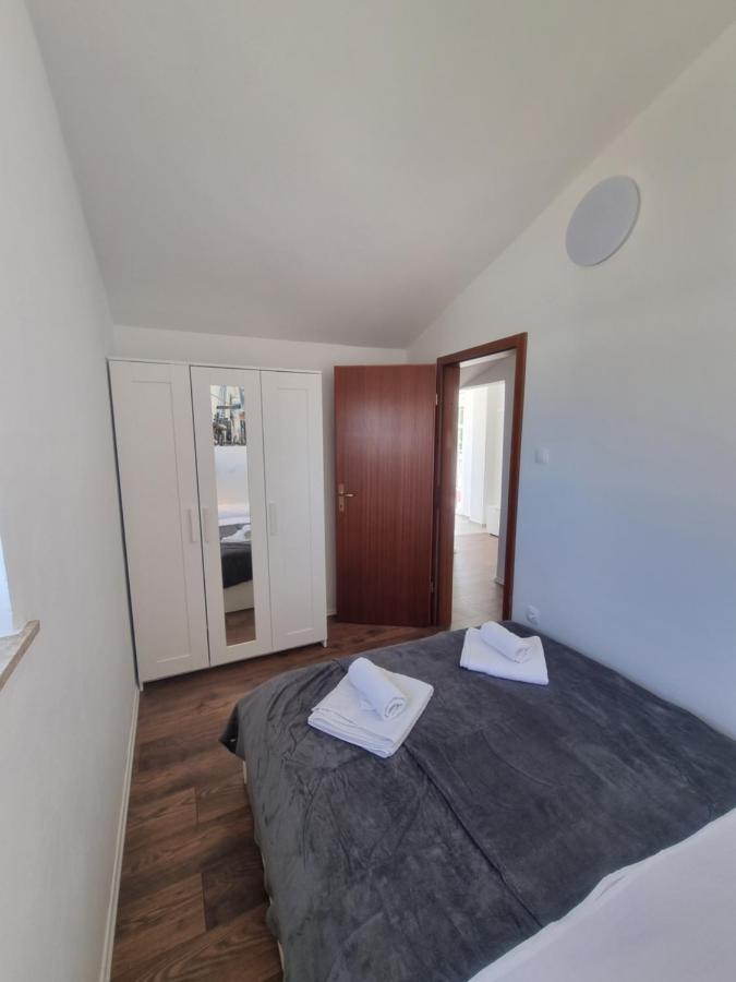 Apartment Miric Crikvenica Eksteriør bilde